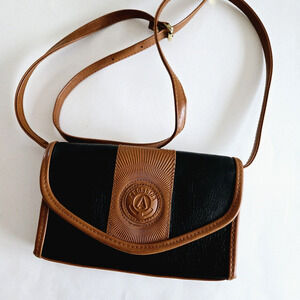 Vintage Purse Black Tan Faux Leather Crossbody Wallet Clutch Classic Retro Mod